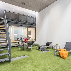 My Space Brand New In Center Apartamento